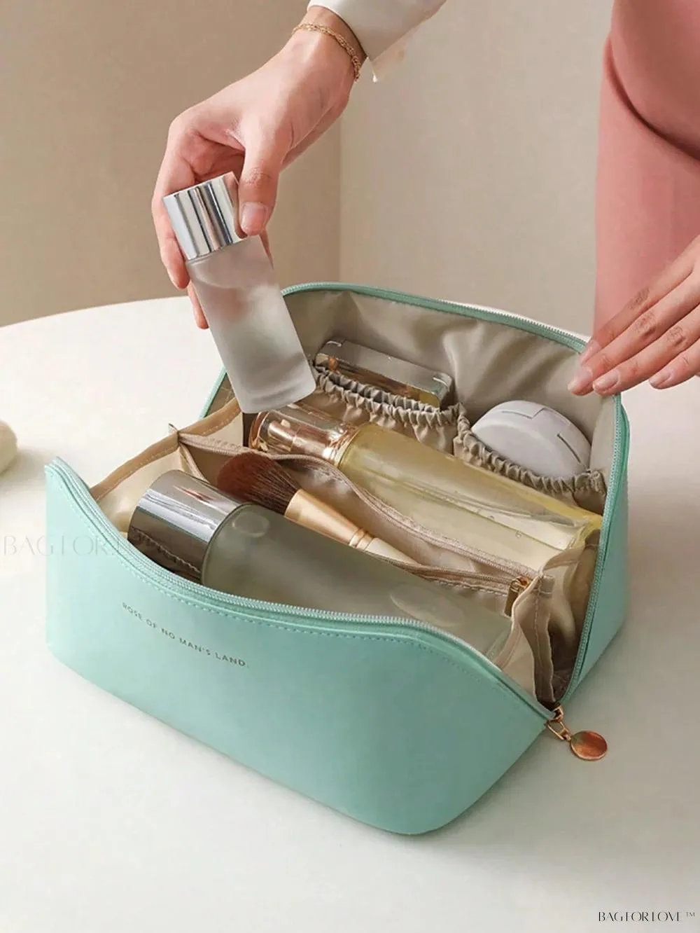 BagForLove - Multifunction Toiletry Kit for Women on-the-go
