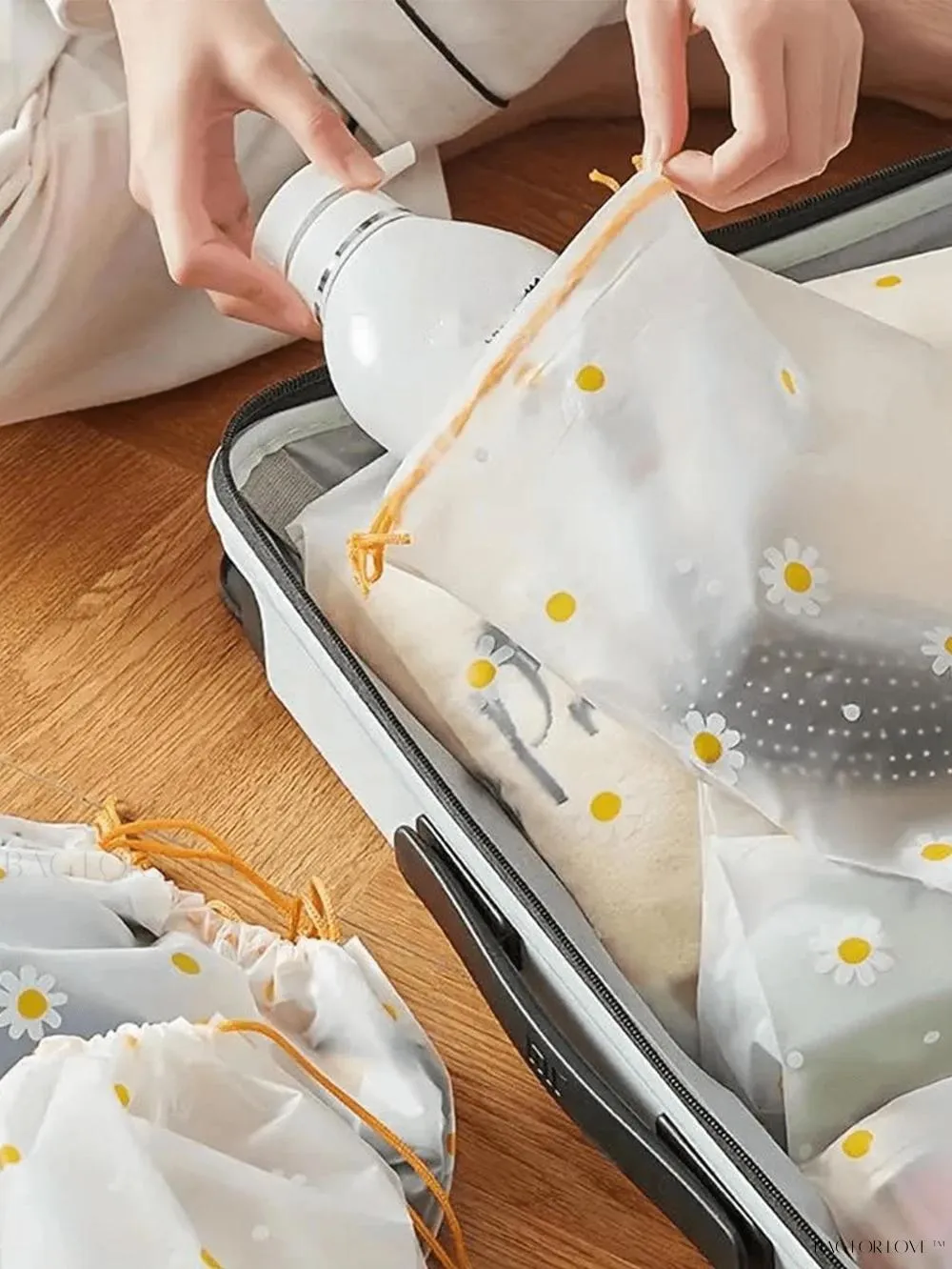 BagForLove - Transparent Waterproof Pouches for Storing Small Items