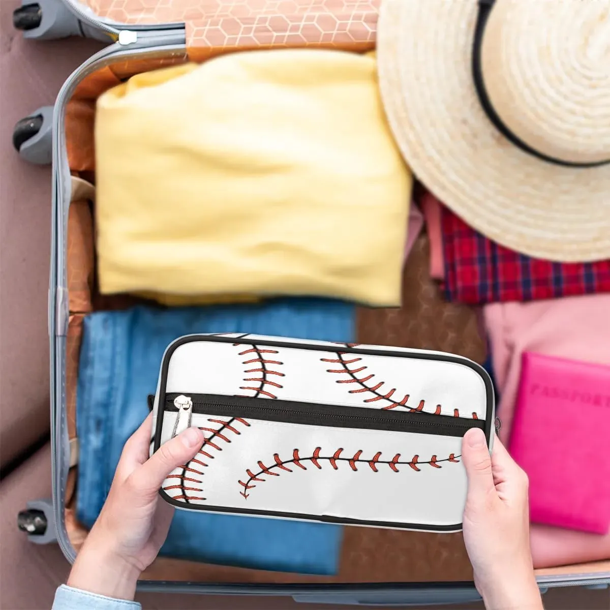 Baseball Toiletry Bag for Kids Boys Toiletry Pouch Waterproof Small Dopp Kit for Kids Hanging Wash Bag Cosmetic Bag Toiletry Bag for Travel Essential