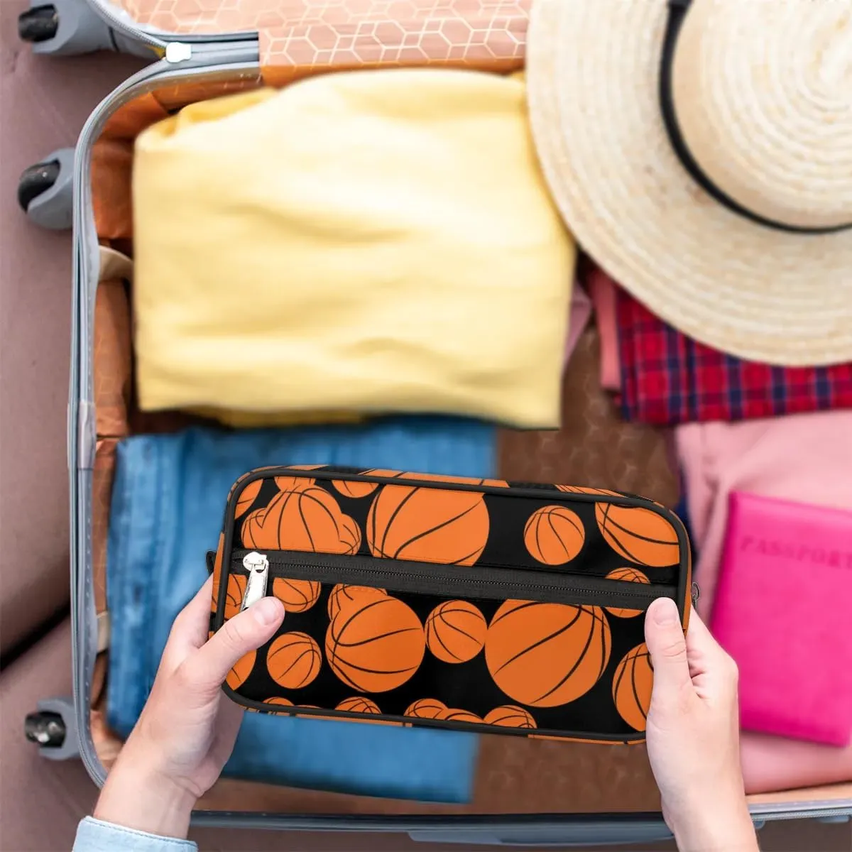 Basketball Travel Toiletry Bag for Women Men, Sports Water-resistant Shaving Bag Hanging Dopp Kit Cosmetic Organizer Makeup Bag for Toiletries Accessories