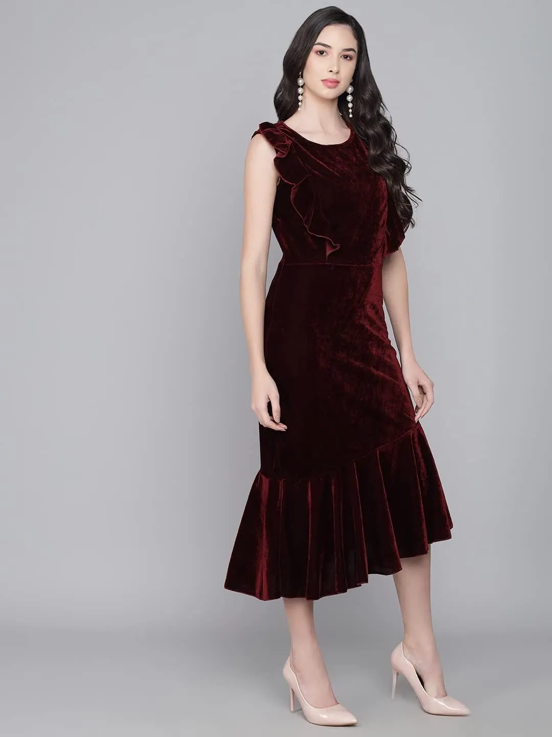 Bodycon Party Dress for Women Sleeveless | Shiny Velvet Fabric Fish Cut Ruffle Bottom Detailing Stylish Casual Outfit