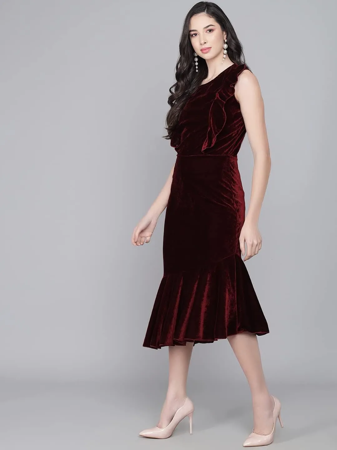 Bodycon Party Dress for Women Sleeveless | Shiny Velvet Fabric Fish Cut Ruffle Bottom Detailing Stylish Casual Outfit