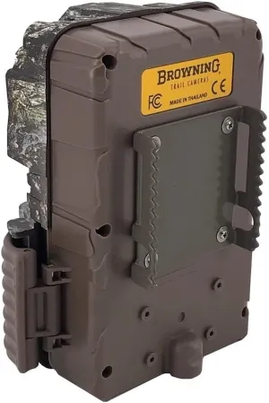 Browning Trail Camera - Recon Force Elite HP5 Bundle with 32 GB Memory Card and Card Reader (3 Items)