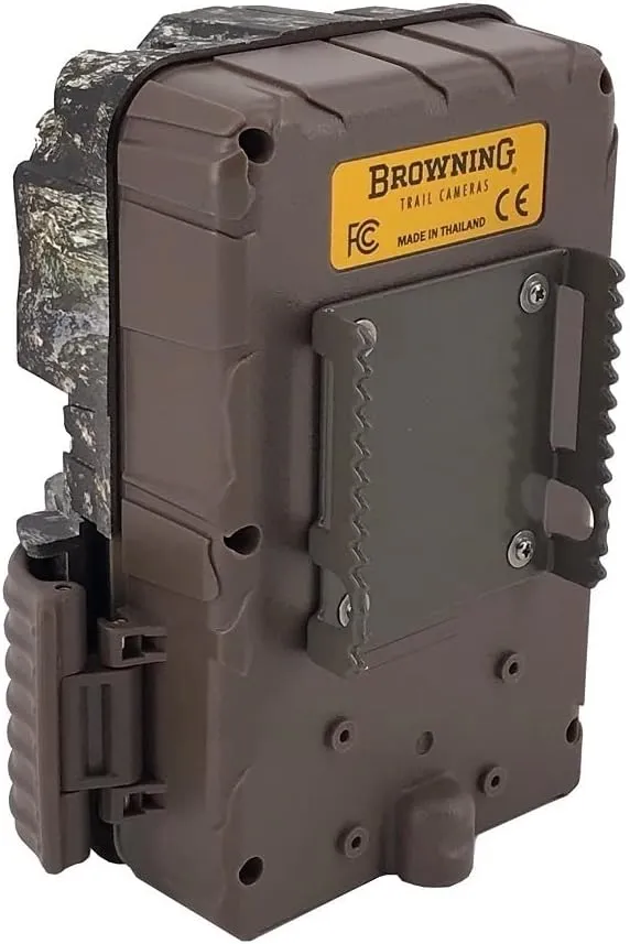 Browning Trail Camera - Recon Force Elite HP5 Bundle with 32 GB Memory Card and Card Reader (3 Items)