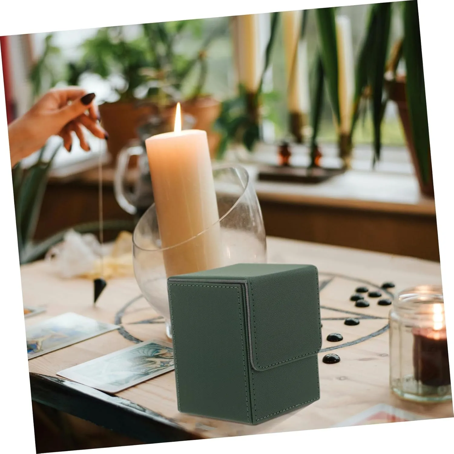 Card Decks Organizer Box PU Card Storage Holder Compact Scratch Resistant Design present for Collectors