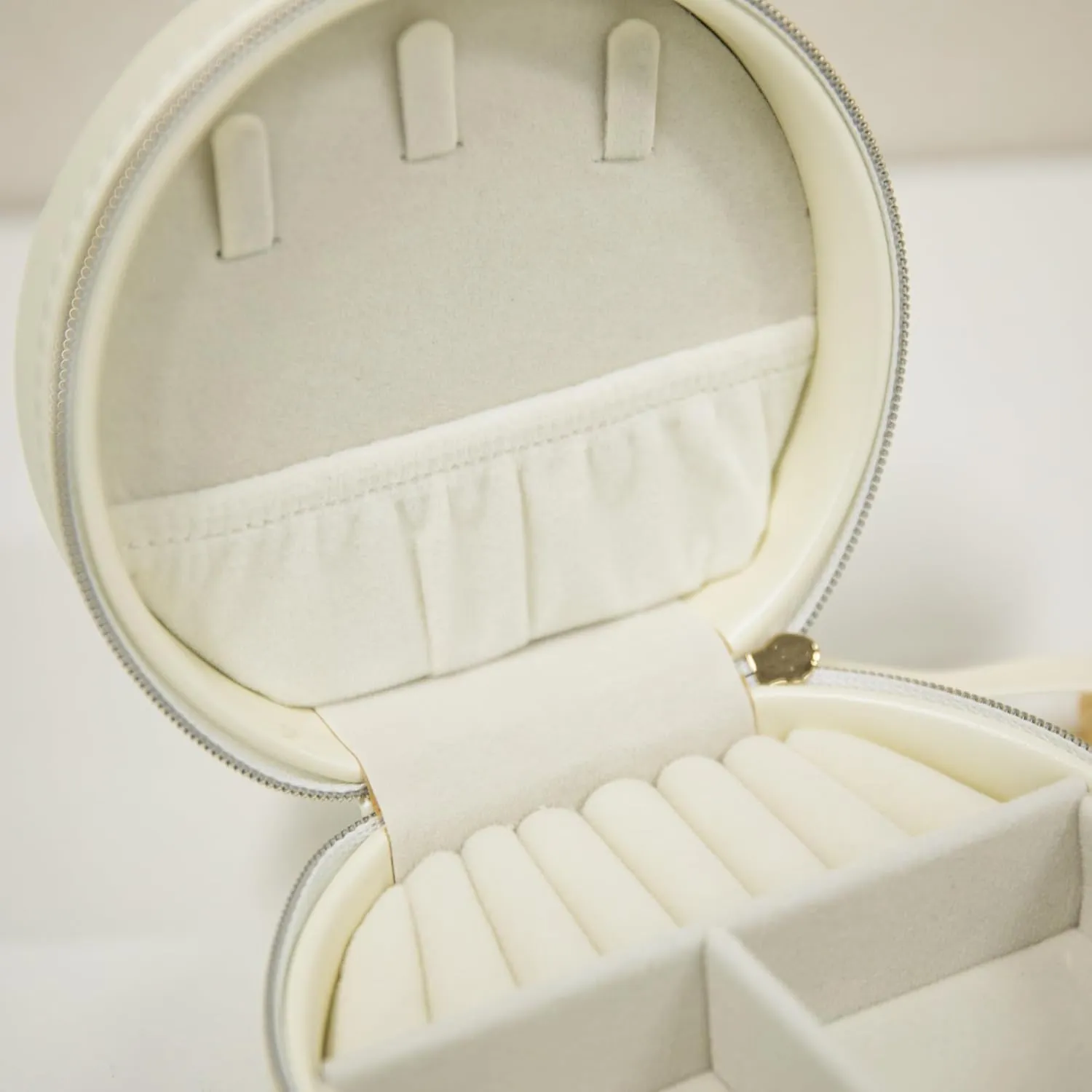 COLLECTIVE HOME Monogram Jewelry Box for Travel - 4.5 Inch Spacious Organizer with Zipper Closure, Gold Chain & Letter Engraving, Personalized Gift Case for Women/Bridesmaids (b)