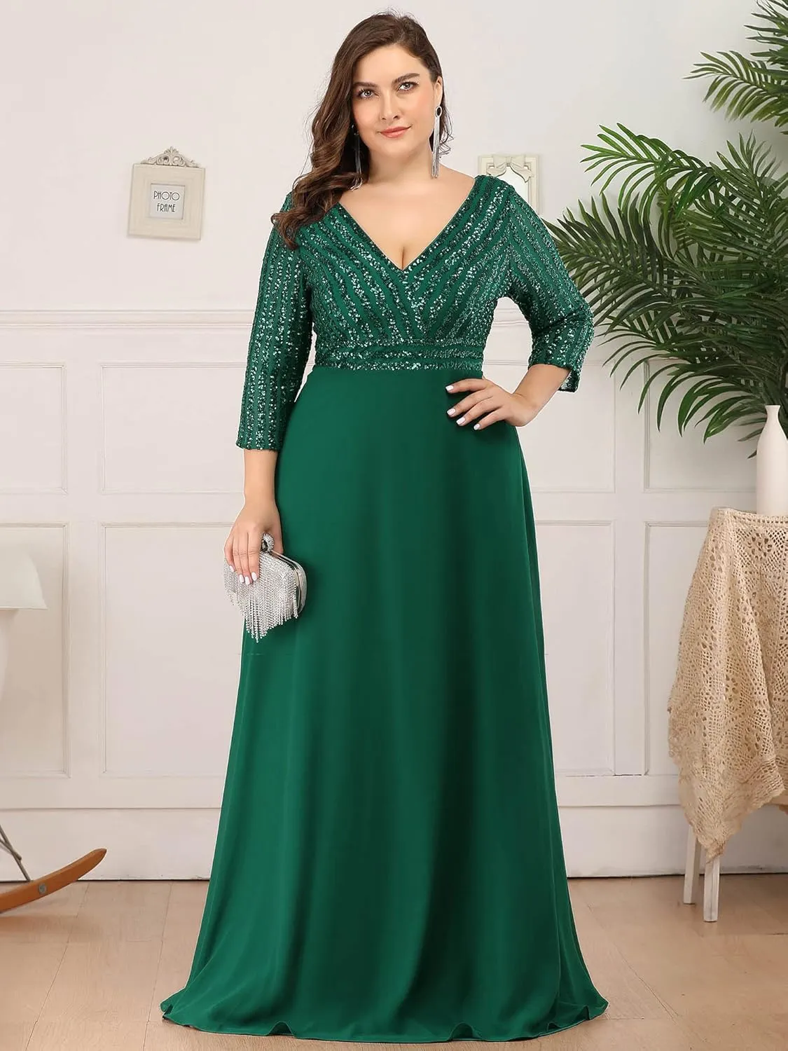 Ever-Pretty Women's Plus Size V-Neck Sparkle Sequins Chiffon 3/4 Sleevess Formal Dresses 0751-PZ