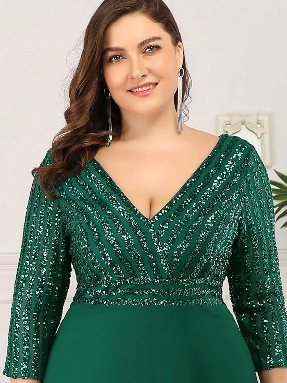 Ever-Pretty Women's Plus Size V-Neck Sparkle Sequins Chiffon 3/4 Sleevess Formal Dresses 0751-PZ