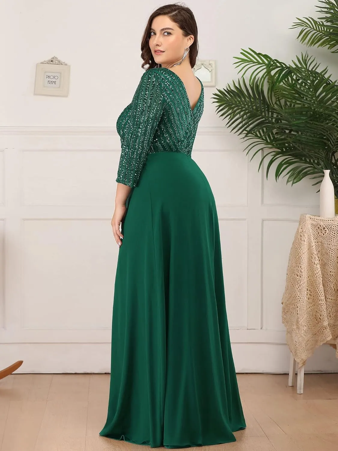 Ever-Pretty Women's Plus Size V-Neck Sparkle Sequins Chiffon 3/4 Sleevess Formal Dresses 0751-PZ