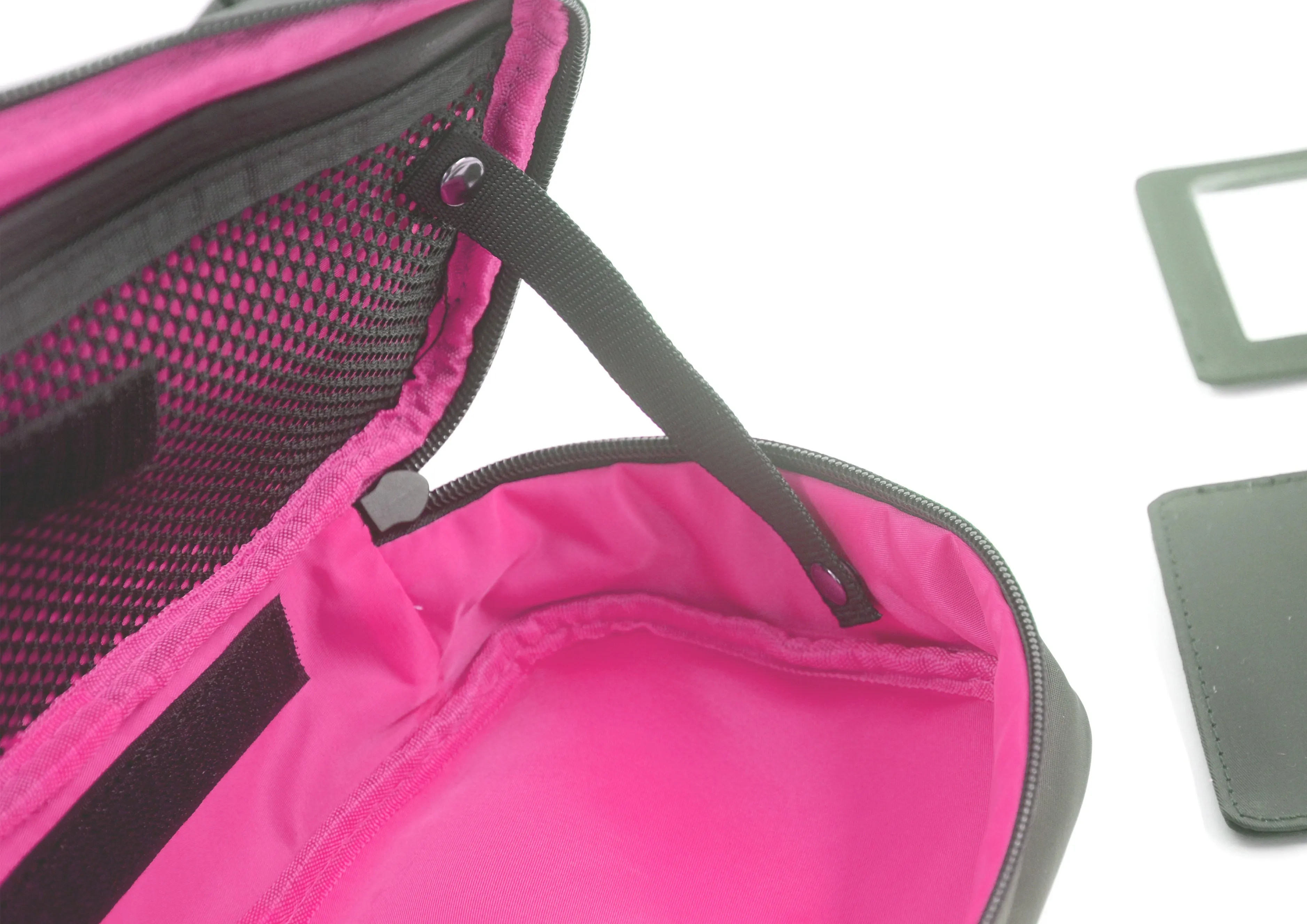 Fungolia Premium 3-in-1 Toiletry Kit