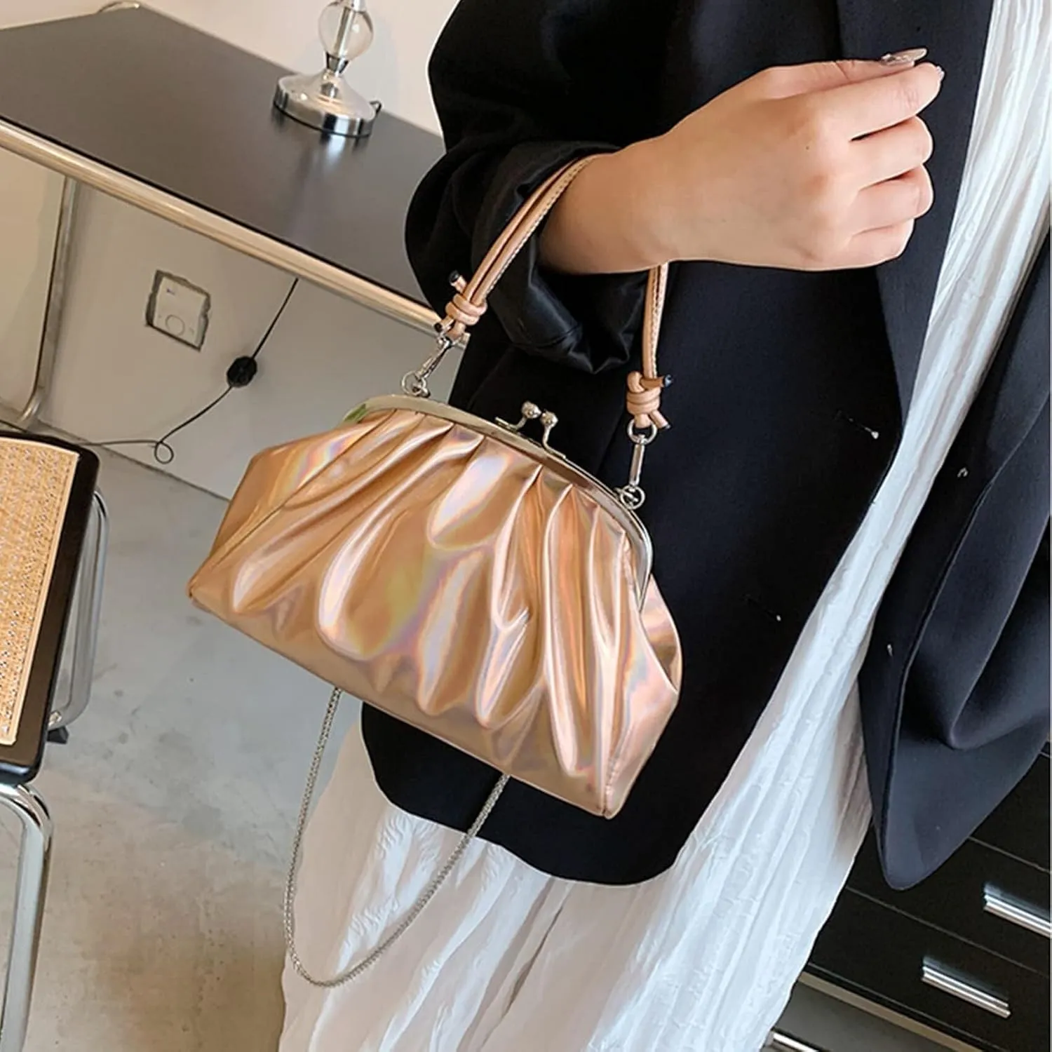 Handbags Shiny Patent Leather Evening Bag Pleated Clutch Purses Top Handle Satchel with Detachable Chain Well made