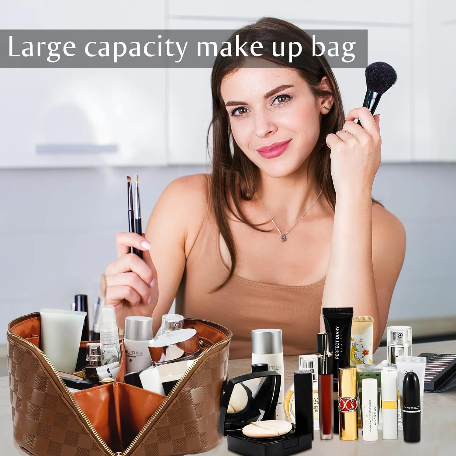 Large Capacity Travel Cosmetic Bag - Portable Makeup Bags for Women Waterproof PU Leather Checkered Makeup Organizer Bag with Dividers and Handle,Toiletry Bag for Cosmetics