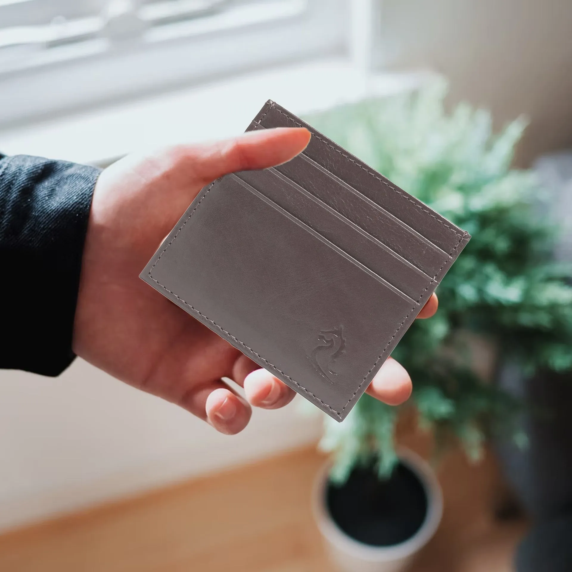 Sophisticated Compact Leather Card Holder