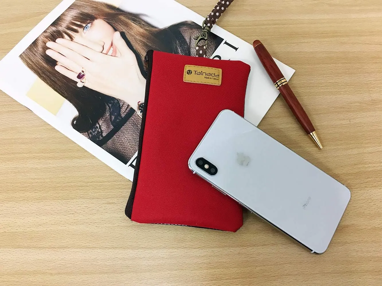 Tainada Phone Wristlet Purse 2 in 1 Pouch w/Clear View Window Touch Screen & Detachable Neck Strap Lanyard, Wristlet Strap for iPhone 15/14 Pro Max, 15/14 Plus; Samsung S23 , A54, Z Fold5 (Red)