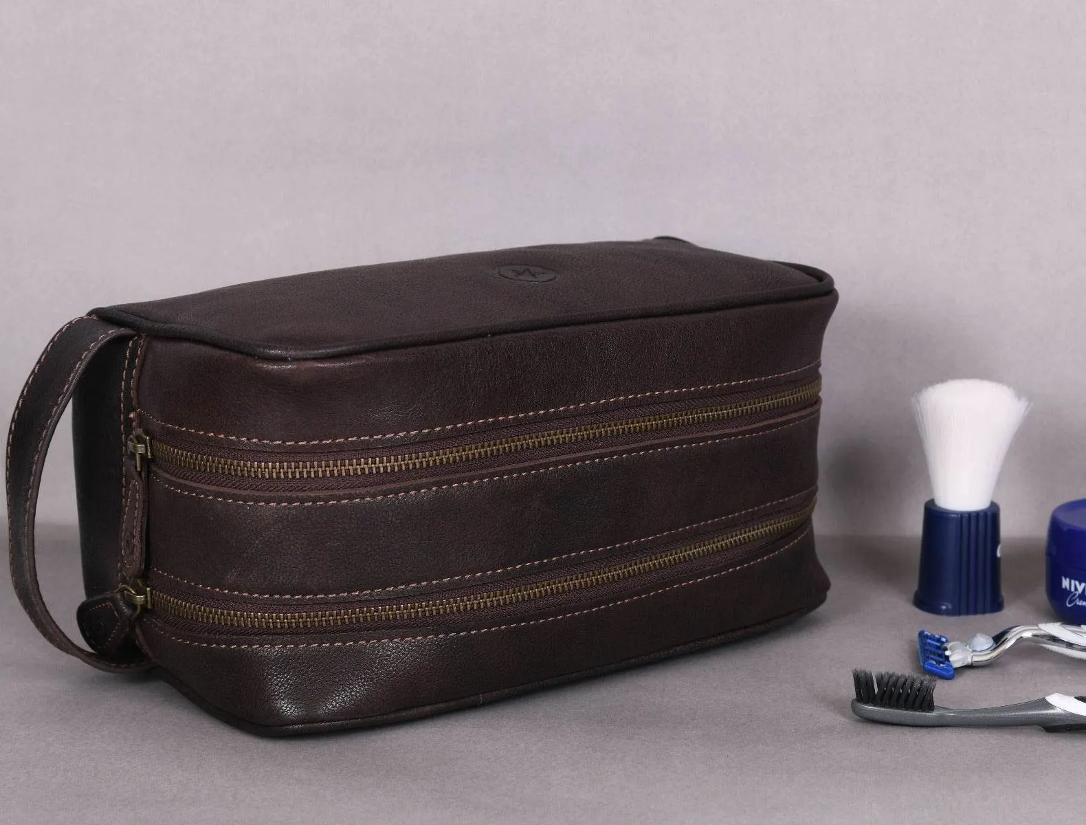 Tampa Leather Toiletry Bag - Hickory Brown