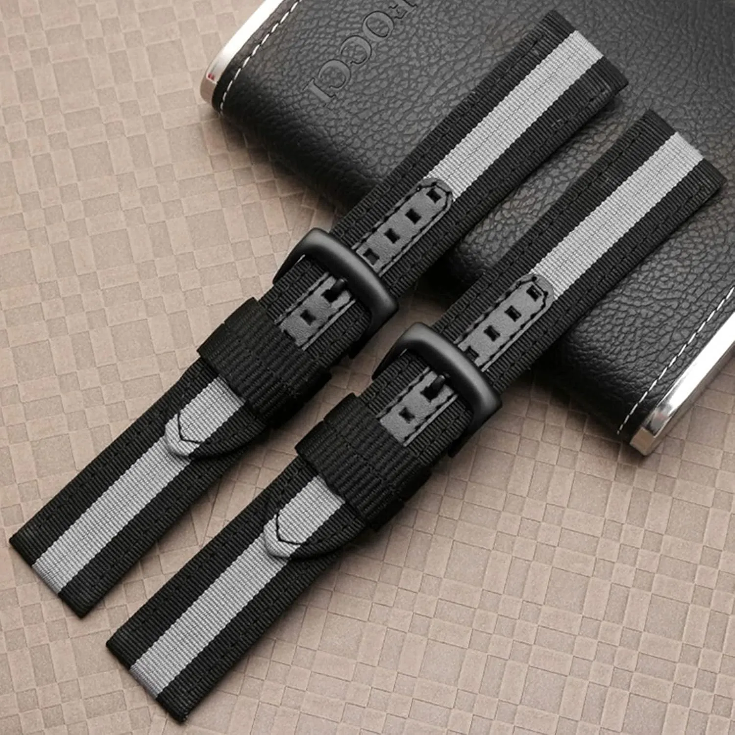 Universal Strap,20/22mm Military Sports Splicing Watch Band Men Canvas Nylon Watchband Watch Accessories for Dial Quartz Watch(Black with Gray Black Clasp,20mm)