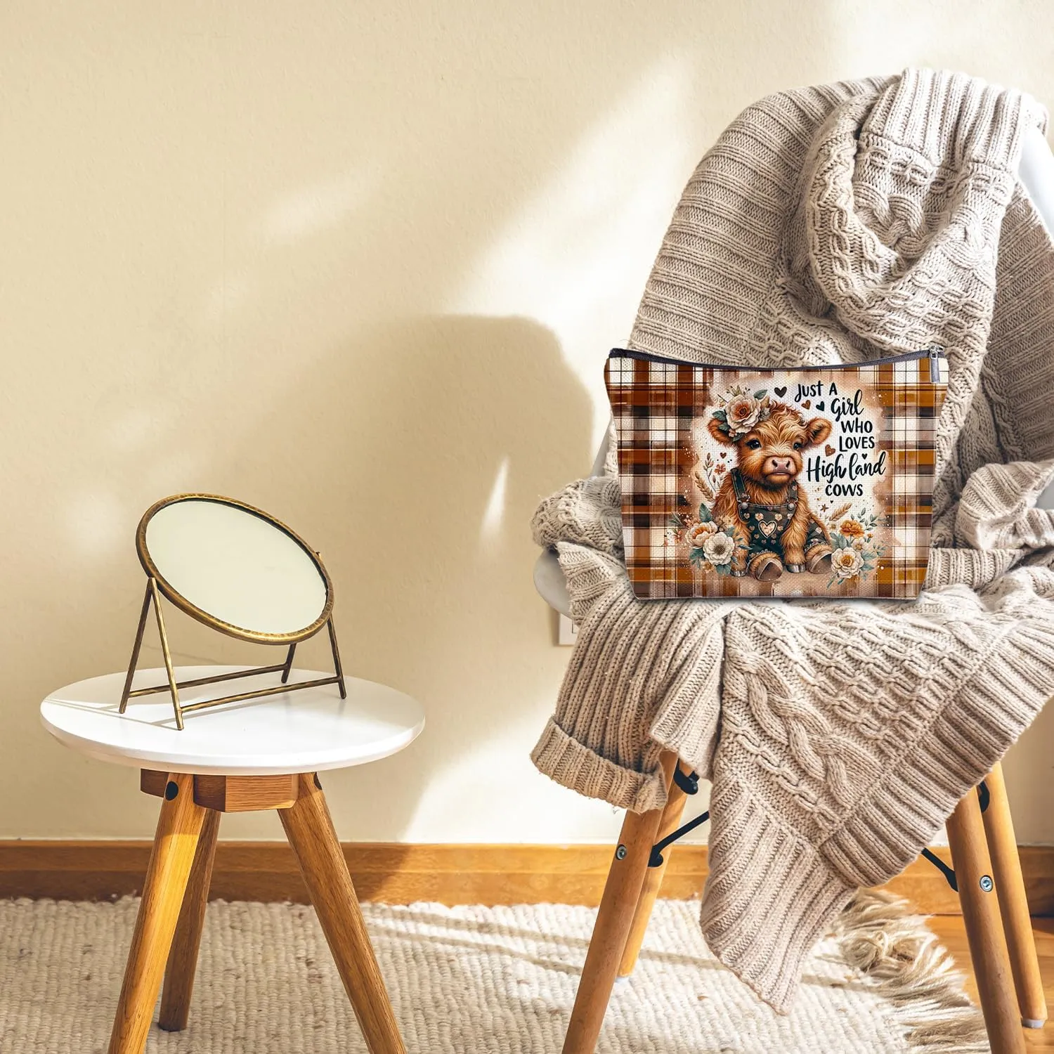 Western Cosmetic Bag - Highland Cow Gifts for Women, Western Gifts, Western Baby Highland Cow Makeup Bag for Purse, Just a Girl Who Loves Highland Cows